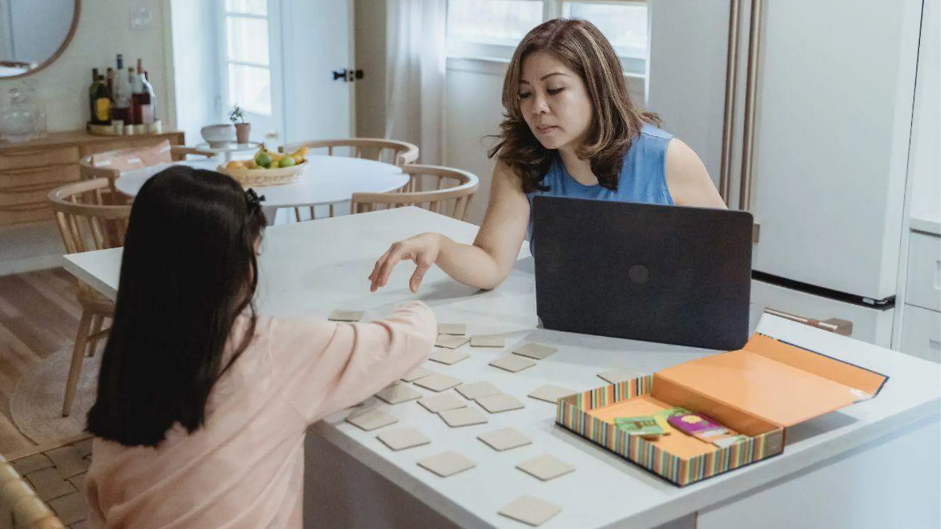 Madres profesionistas que buscan integrarse nuevamente al sector laboral